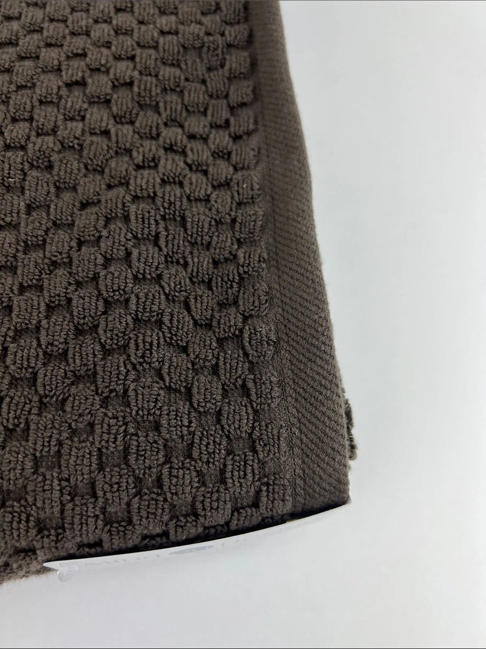 Mind On Design Bath Towels Dark Brown Waffle Design Soft Cotton 2 Pc NEW